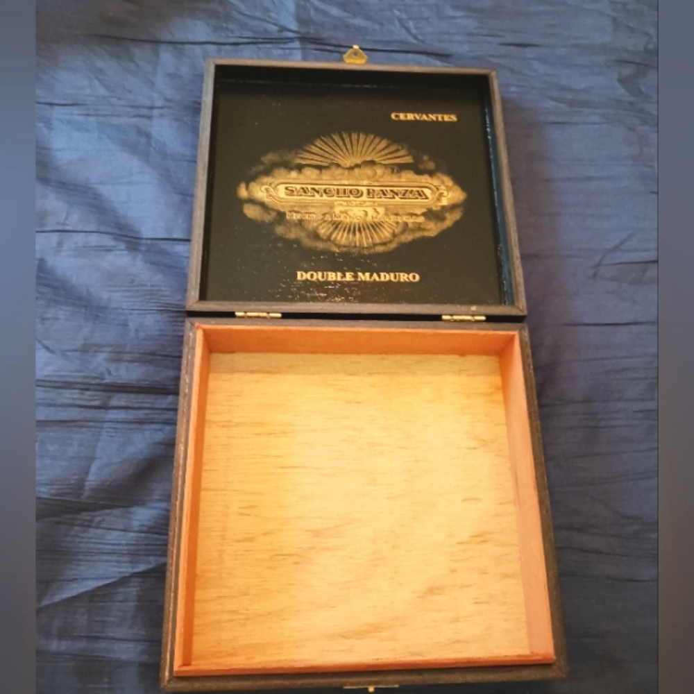 Sancho Panza Honduras Cigar Box